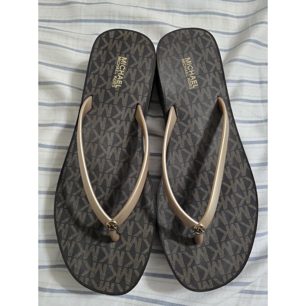 Michael Michael Kors Women's Lilo Logo Wedge Flip Flop Sandals 8M